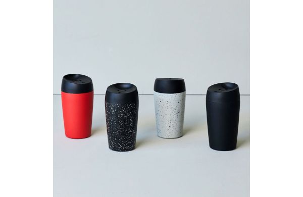 Sagaform Loke Reisebecher mit gummierter Oberfläche 240ml, schwarz