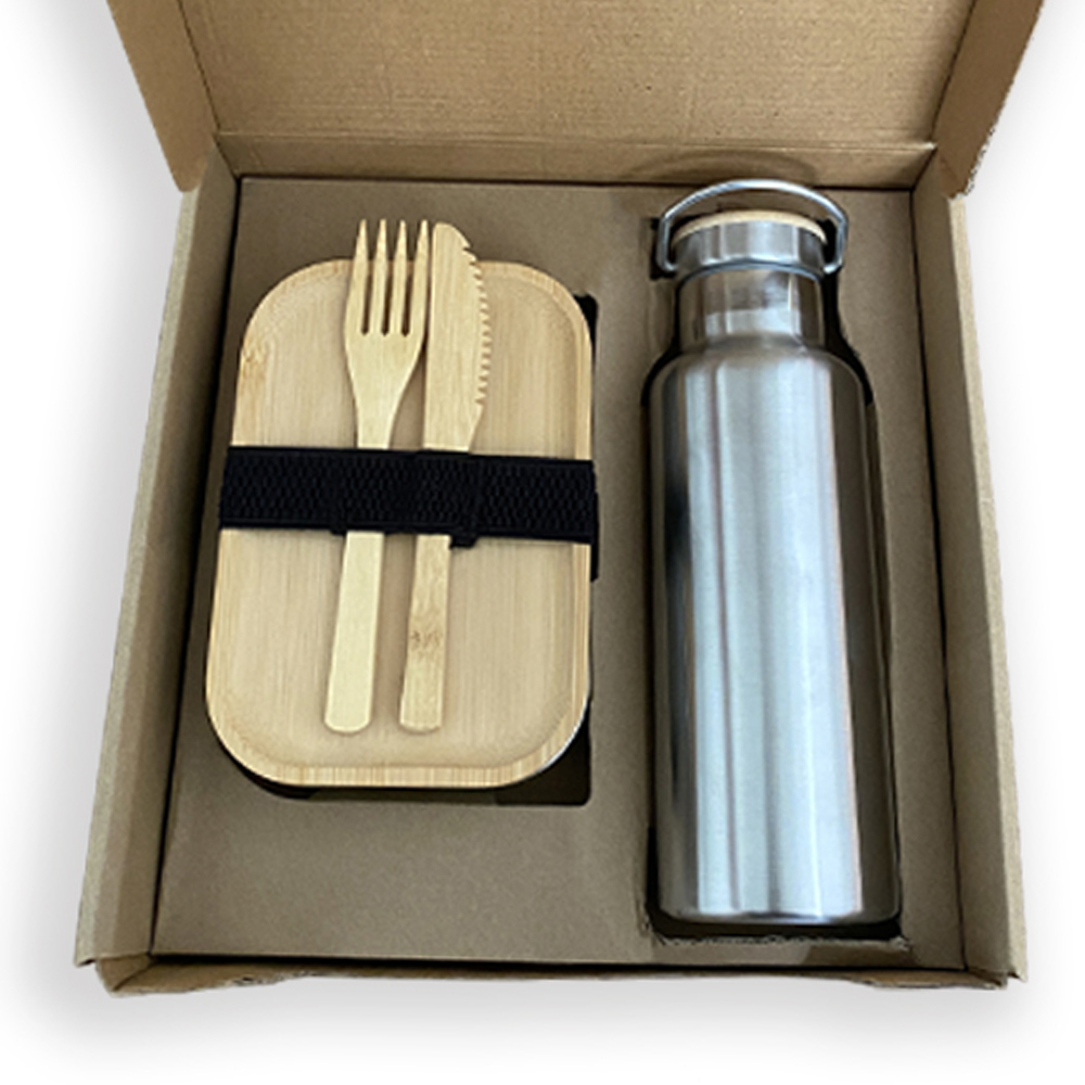 auf der Flasche, hochkant (3,3 x 10 cm)